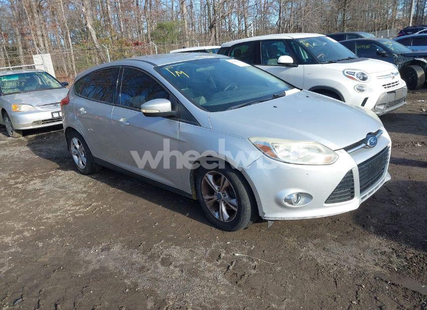 2012 Ford Focus SE (VIN 1FAHP3K27CL234515) main photo