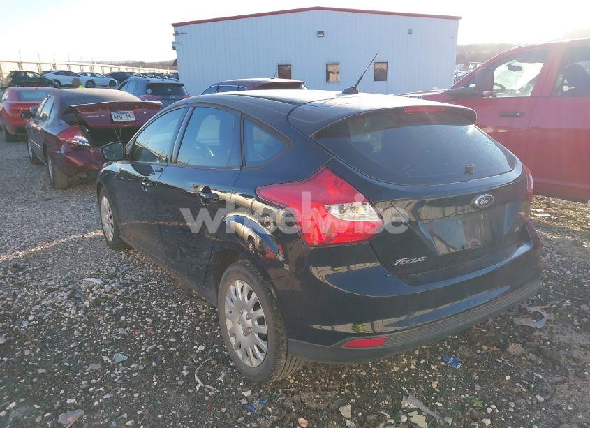 Photo 3 of 2012 Ford Focus SE (VIN 1FAHP3K27CL250052)