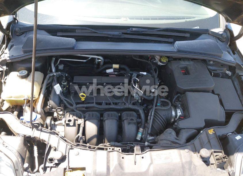 Photo 10 of 2012 Ford Focus SE (VIN 1FAHP3K27CL267885)