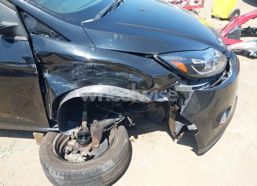 Photo 6 of 2012 Ford Focus SE (VIN 1FAHP3K27CL267885)