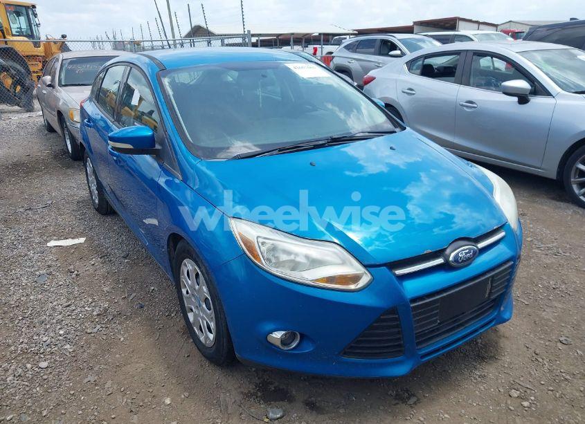 2012 Ford Focus SE (VIN 1FAHP3K27CL293838) main photo