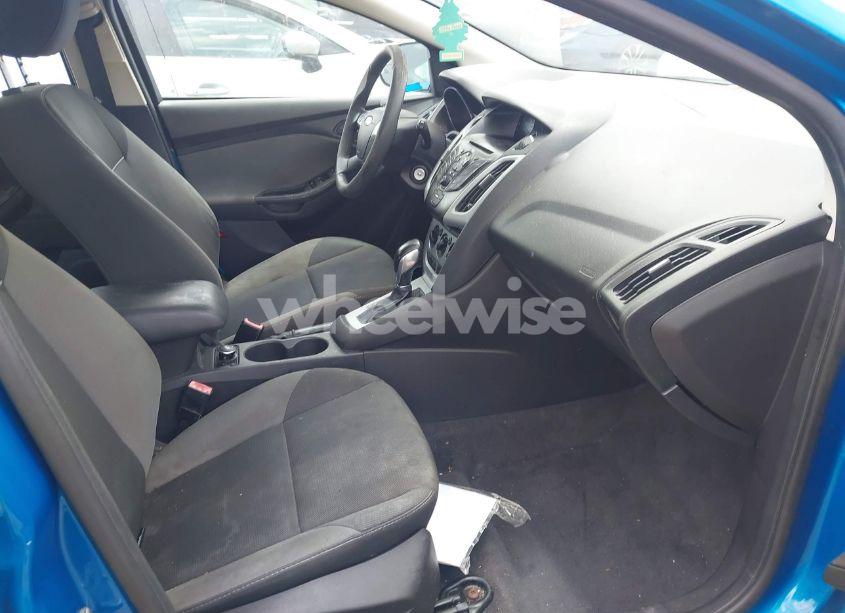 Photo 5 of 2012 Ford Focus SE (VIN 1FAHP3K27CL293838)