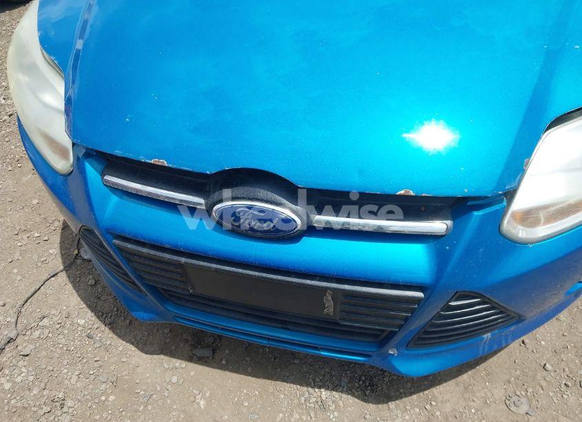 Photo 6 of 2012 Ford Focus SE (VIN 1FAHP3K27CL293838)