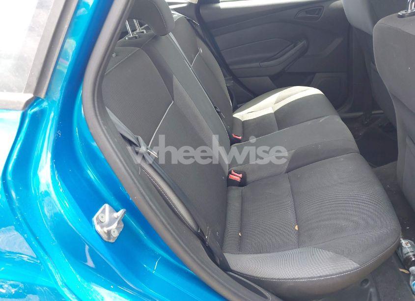 Photo 8 of 2012 Ford Focus SE (VIN 1FAHP3K27CL293838)