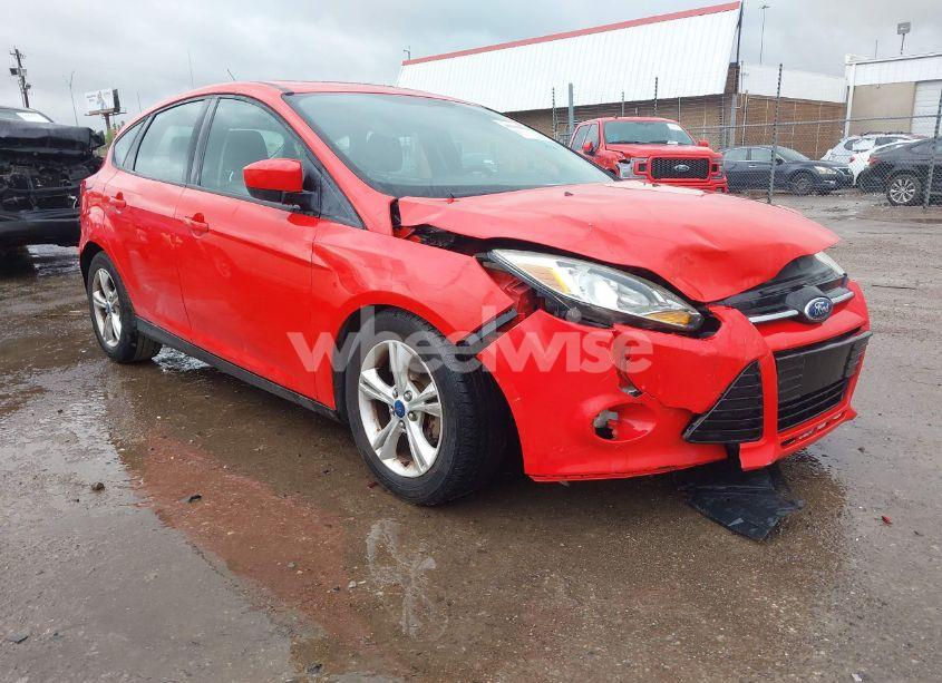 2012 Ford Focus SE (VIN 1FAHP3K27CL312906) main photo
