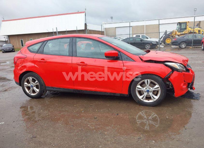 Photo 14 of 2012 Ford Focus SE (VIN 1FAHP3K27CL312906)