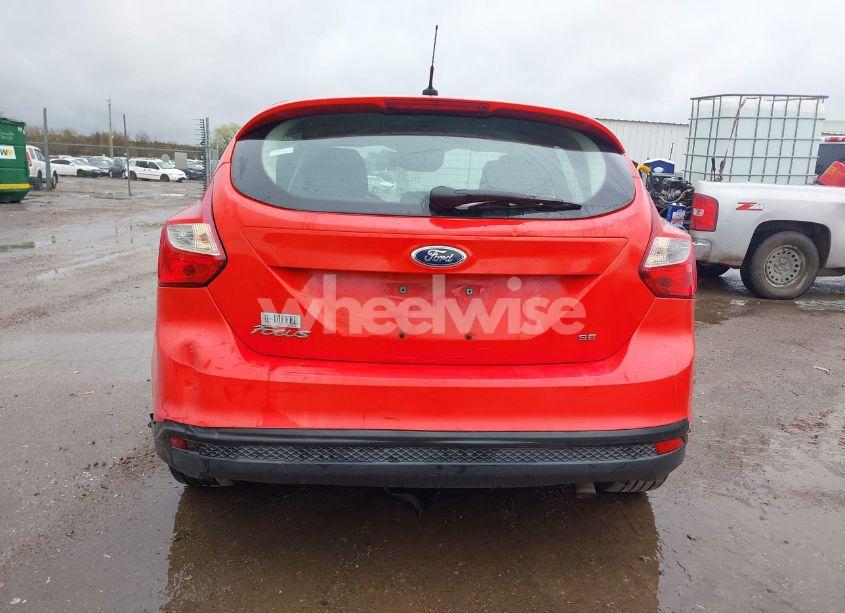 Photo 17 of 2012 Ford Focus SE (VIN 1FAHP3K27CL312906)