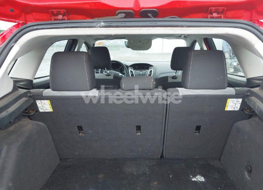 Photo 18 of 2012 Ford Focus SE (VIN 1FAHP3K27CL312906)