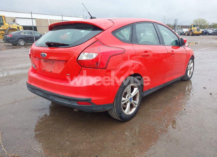 Photo 4 of 2012 Ford Focus SE (VIN 1FAHP3K27CL312906)