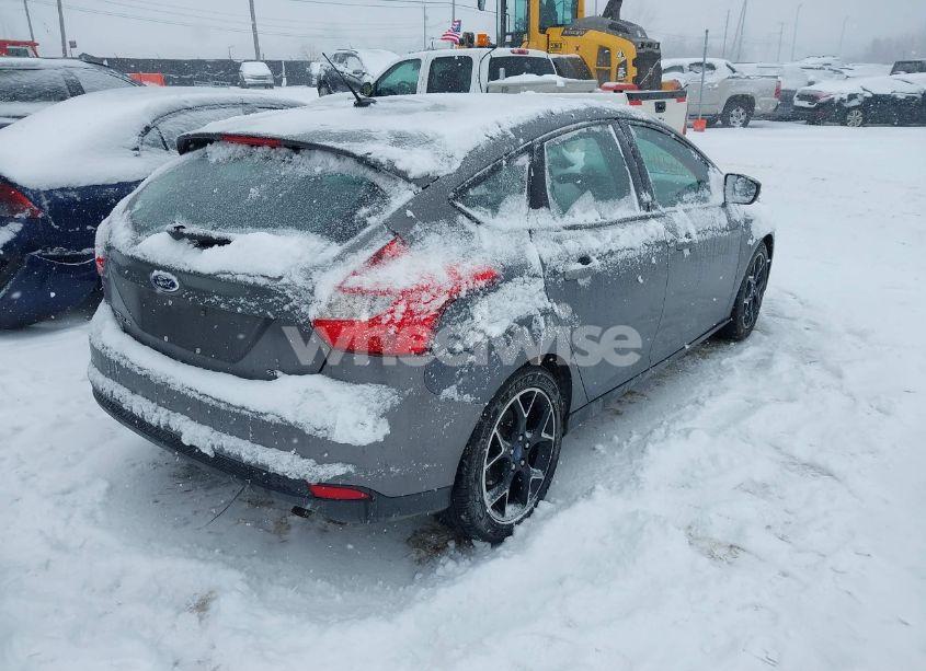 Photo 4 of 2012 Ford Focus SE (VIN 1FAHP3K27CL327230)