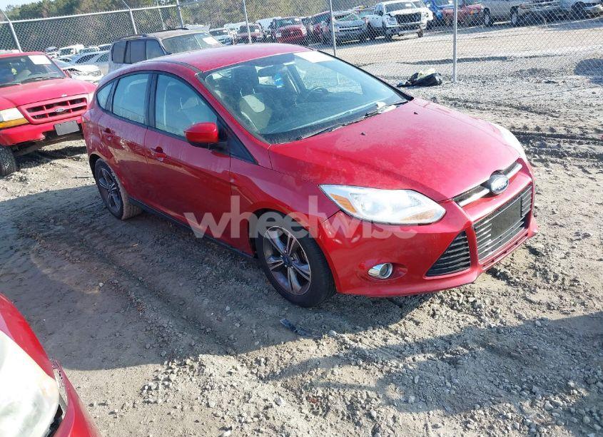 2012 Ford Focus SE (VIN 1FAHP3K27CL369719) main photo