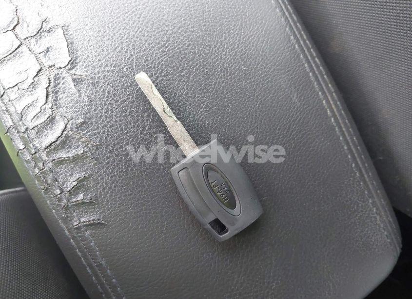 Photo 11 of 2012 Ford Focus SE (VIN 1FAHP3K28CL106235)