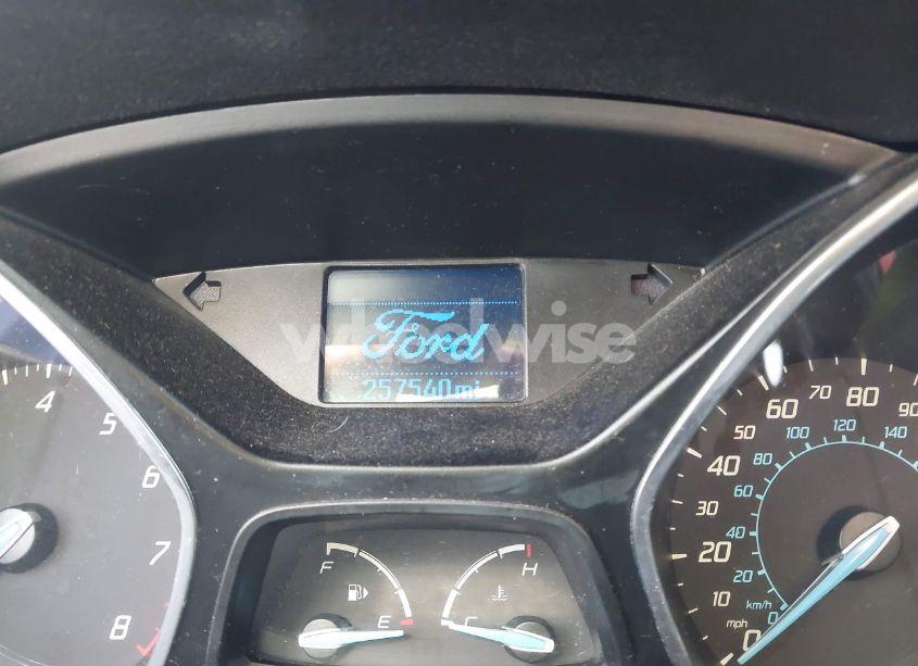 Photo 7 of 2012 Ford Focus SE (VIN 1FAHP3K28CL106235)