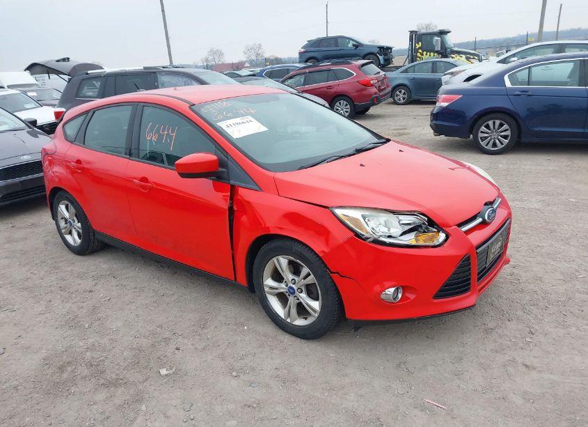 2012 Ford Focus SE (VIN 1FAHP3K28CL124749) main photo
