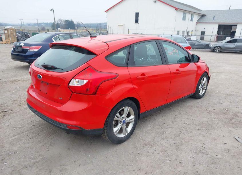 Photo 4 of 2012 Ford Focus SE (VIN 1FAHP3K28CL124749)