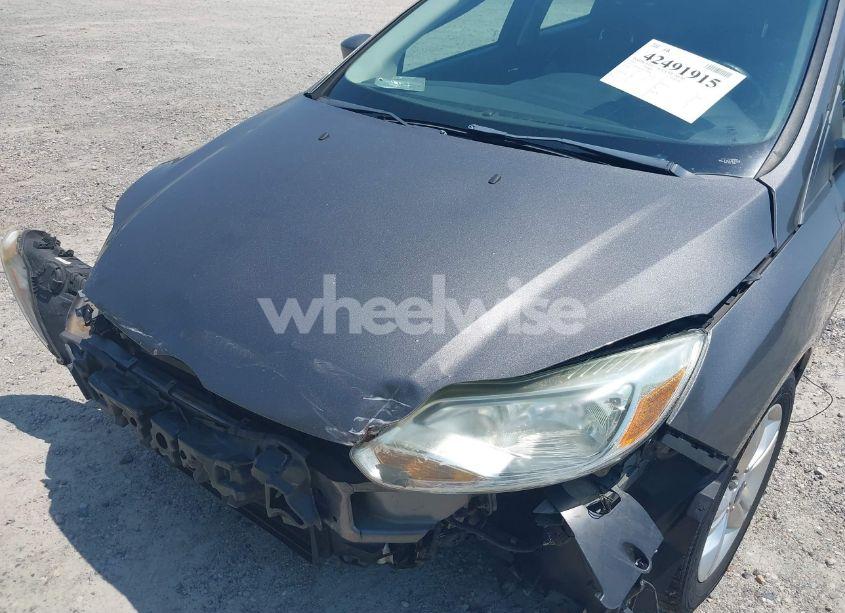 Photo 10 of 2012 Ford Focus SE (VIN 1FAHP3K28CL229646)