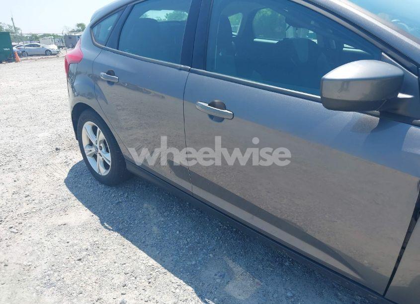 Photo 15 of 2012 Ford Focus SE (VIN 1FAHP3K28CL229646)