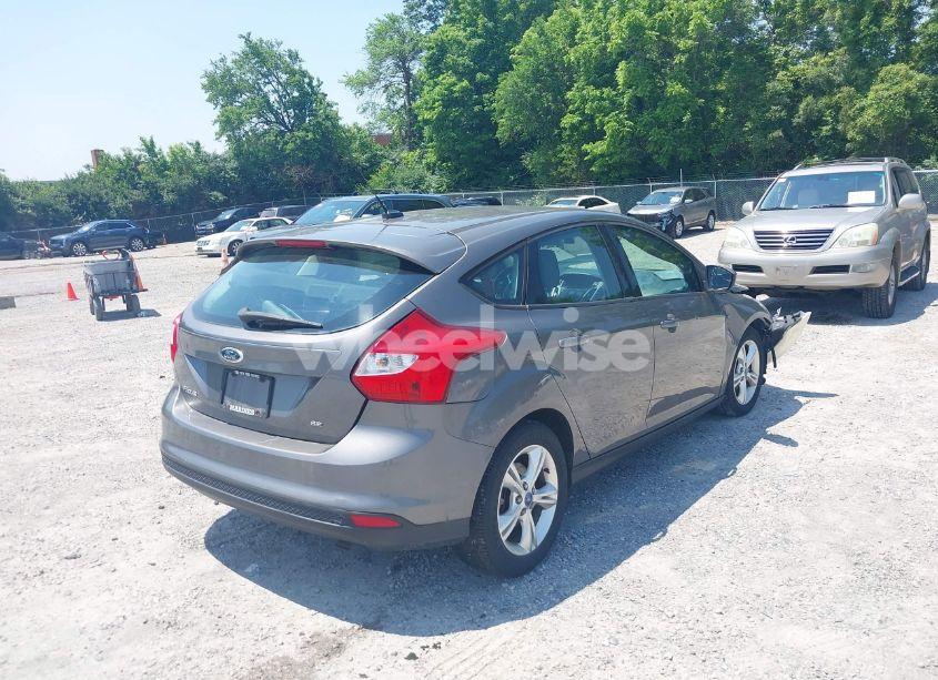 Photo 4 of 2012 Ford Focus SE (VIN 1FAHP3K28CL229646)