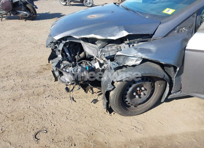 Photo 12 of 2012 Ford Focus SE (VIN 1FAHP3K28CL230070)