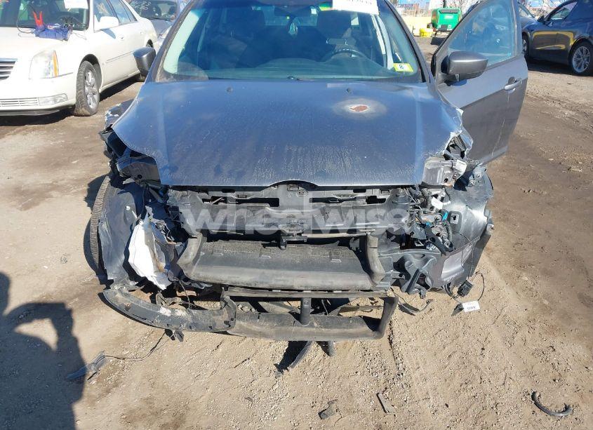 Photo 6 of 2012 Ford Focus SE (VIN 1FAHP3K28CL230070)