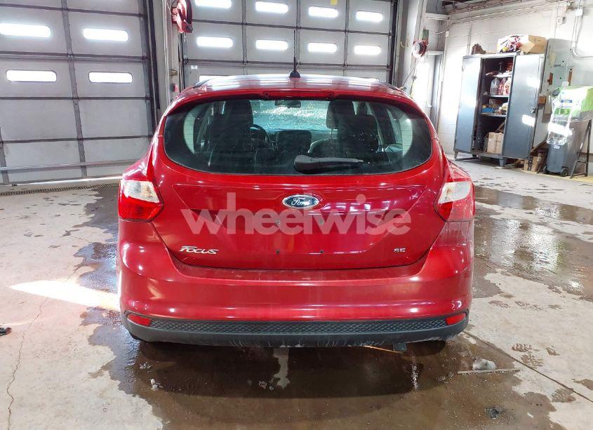 Photo 16 of 2012 Ford Focus SE (VIN 1FAHP3K28CL249105)