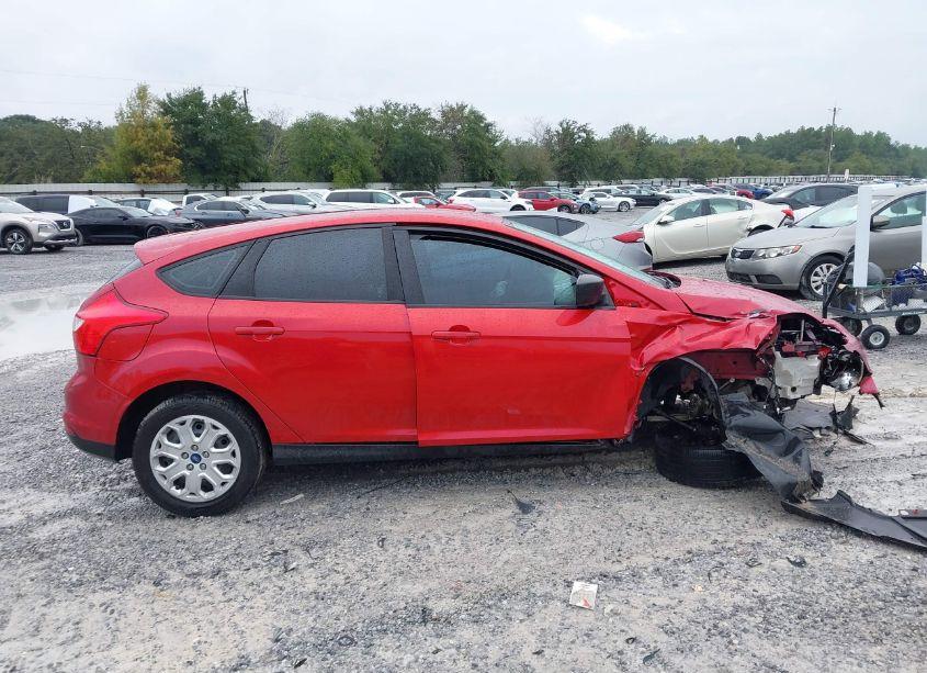 Photo 13 of 2012 Ford Focus SE (VIN 1FAHP3K28CL294898)