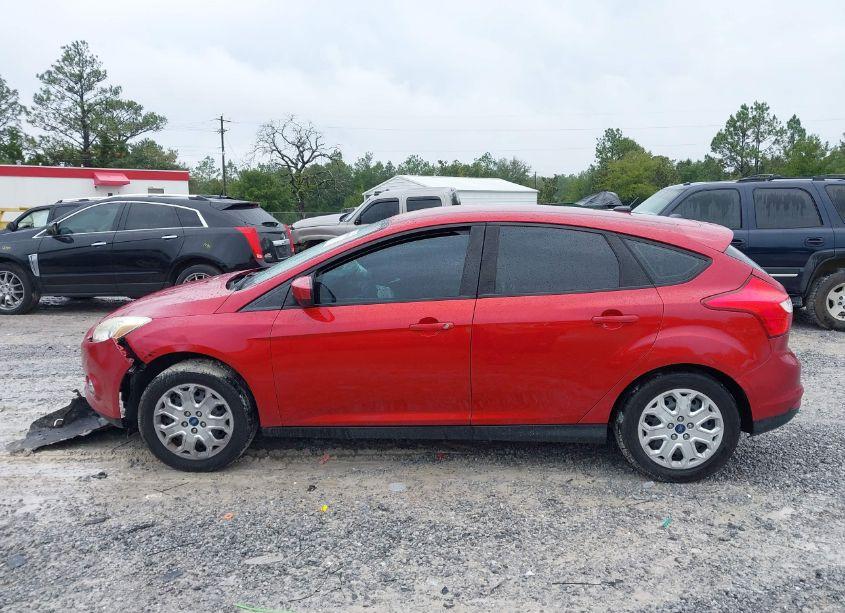 Photo 14 of 2012 Ford Focus SE (VIN 1FAHP3K28CL294898)