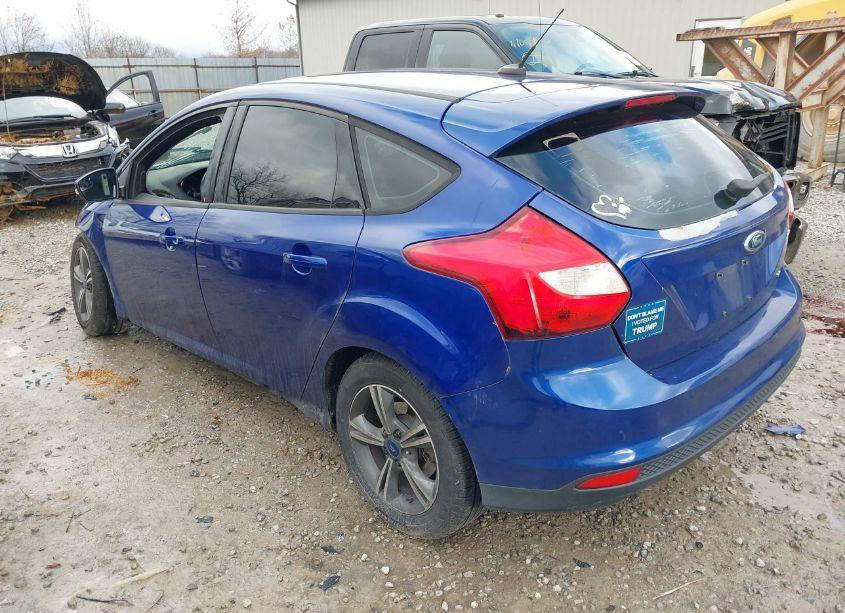 Photo 3 of 2012 Ford Focus SE (VIN 1FAHP3K28CL300019)