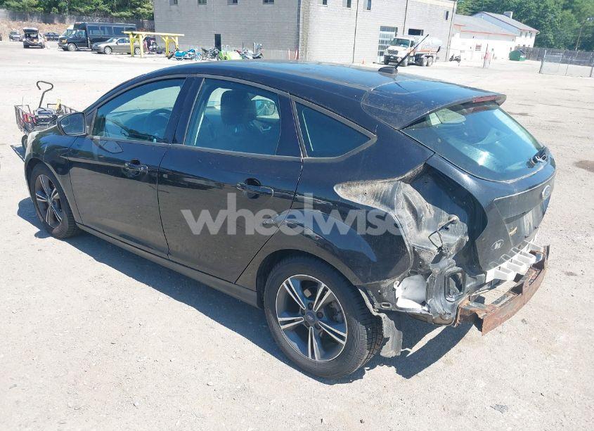 Photo 3 of 2012 Ford Focus SE (VIN 1FAHP3K28CL301963)