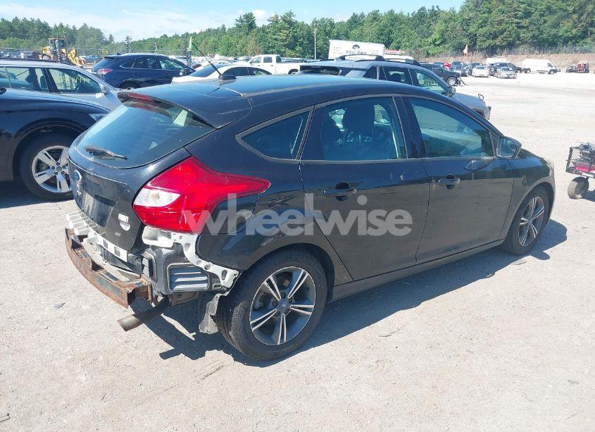 Photo 4 of 2012 Ford Focus SE (VIN 1FAHP3K28CL301963)