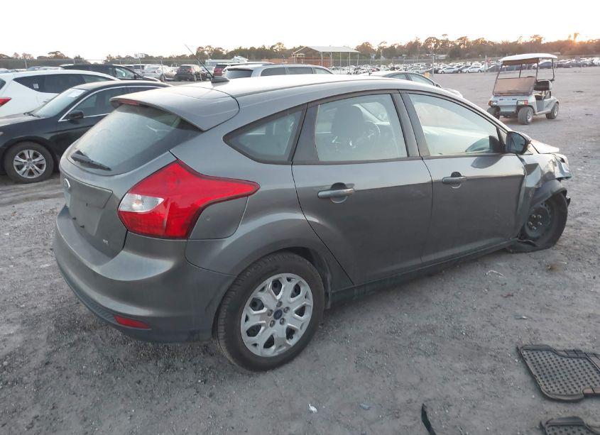 Photo 4 of 2012 Ford Focus SE (VIN 1FAHP3K28CL309254)