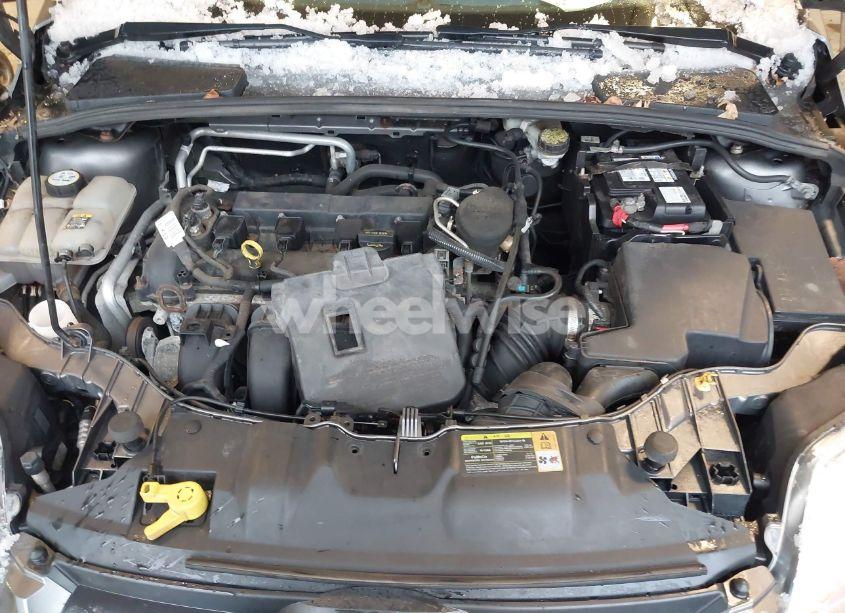 Photo 10 of 2012 Ford Focus SE (VIN 1FAHP3K28CL317743)