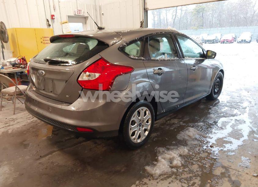 Photo 4 of 2012 Ford Focus SE (VIN 1FAHP3K28CL317743)