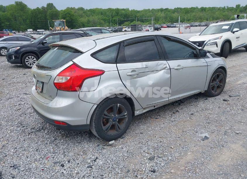 Photo 4 of 2012 Ford Focus SE (VIN 1FAHP3K28CL369762)