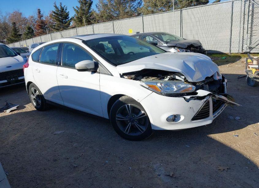 2012 Ford Focus SE (VIN 1FAHP3K28CL382091) main photo