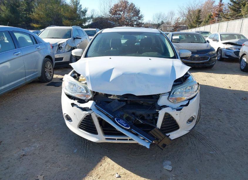 Photo 12 of 2012 Ford Focus SE (VIN 1FAHP3K28CL382091)