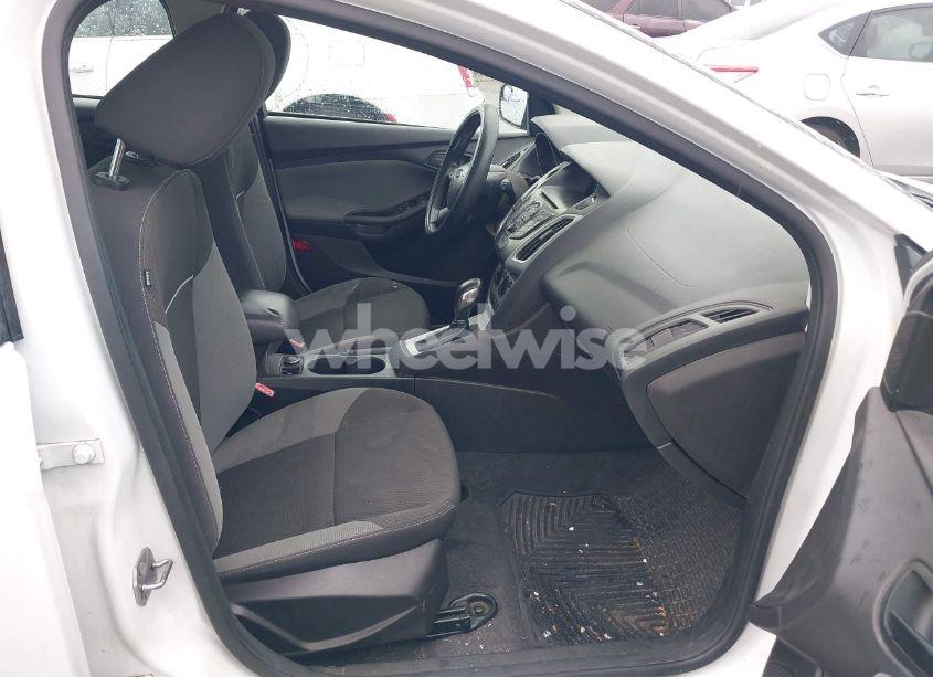 Photo 5 of 2012 Ford Focus SE (VIN 1FAHP3K28CL396234)