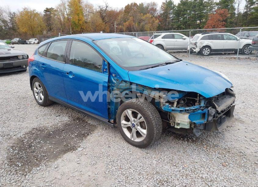 2012 Ford Focus SE (VIN 1FAHP3K28CL430012) main photo