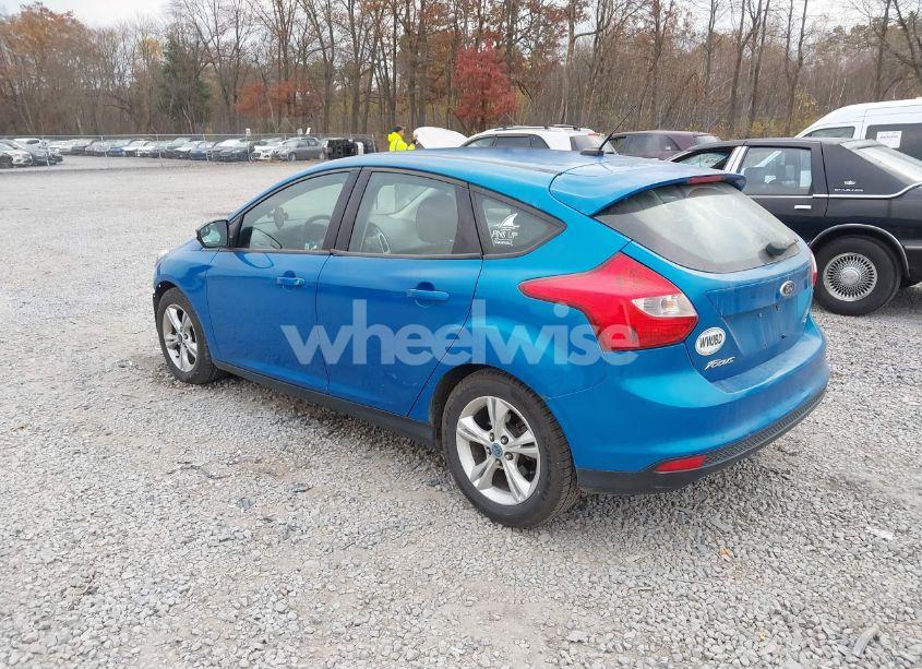 Photo 3 of 2012 Ford Focus SE (VIN 1FAHP3K28CL430012)