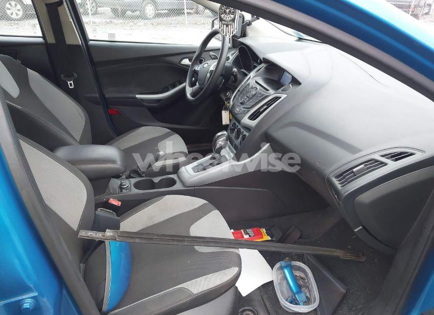 Photo 5 of 2012 Ford Focus SE (VIN 1FAHP3K28CL430012)