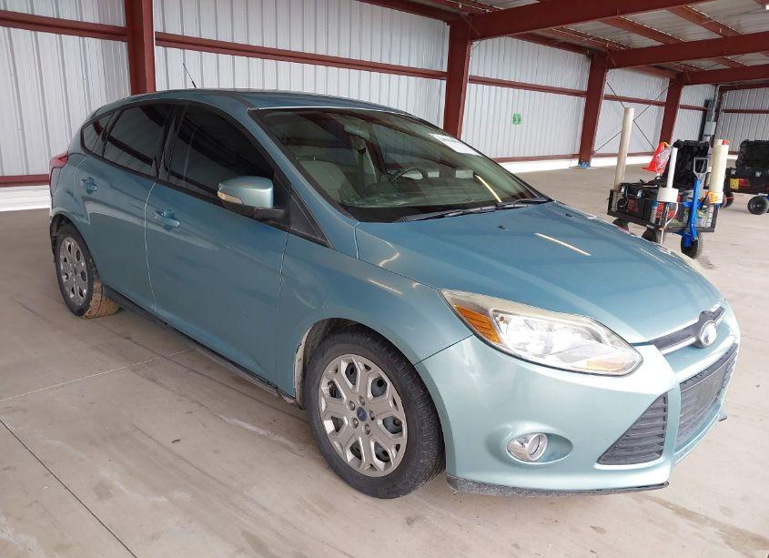 2012 Ford Focus SE (VIN 1FAHP3K28CL452625) main photo