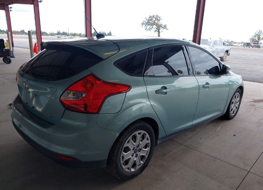Photo 4 of 2012 Ford Focus SE (VIN 1FAHP3K28CL452625)