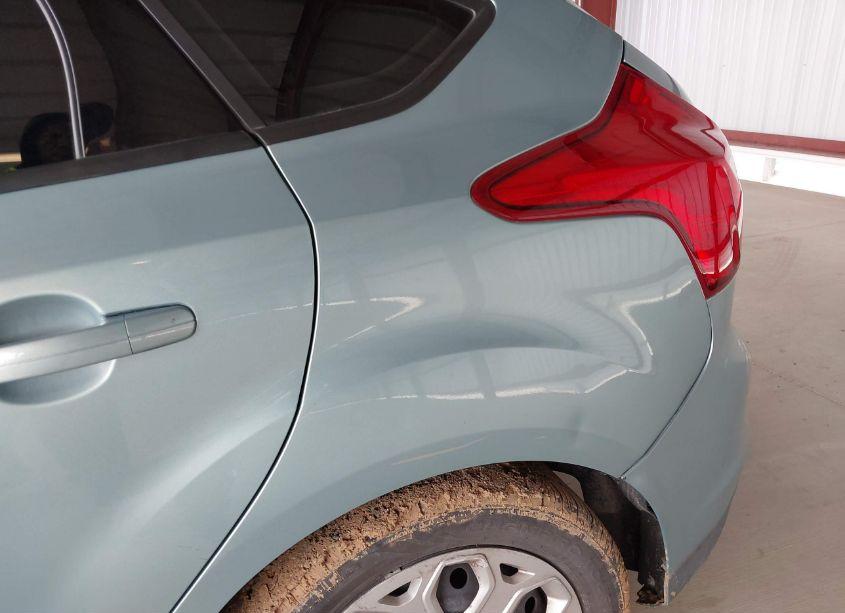 Photo 6 of 2012 Ford Focus SE (VIN 1FAHP3K28CL452625)