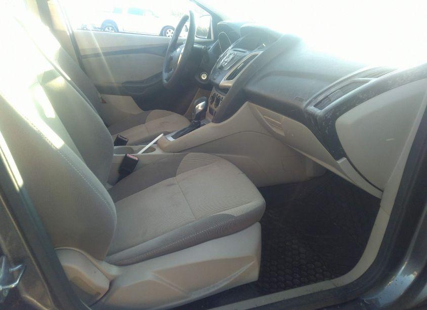 Photo 5 of 2012 Ford Focus SE (VIN 1FAHP3K29CL179128)