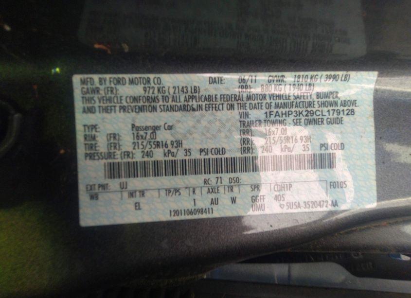 Photo 9 of 2012 Ford Focus SE (VIN 1FAHP3K29CL179128)