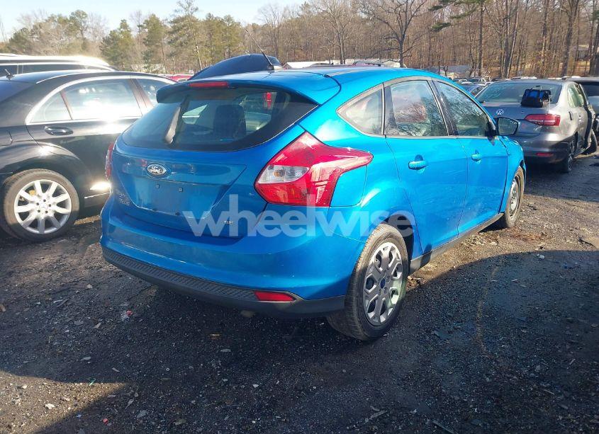 Photo 4 of 2012 Ford Focus SE (VIN 1FAHP3K29CL189870)