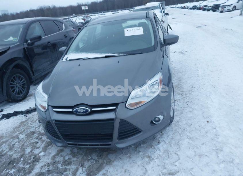 Photo 12 of 2012 Ford Focus SE (VIN 1FAHP3K29CL239053)