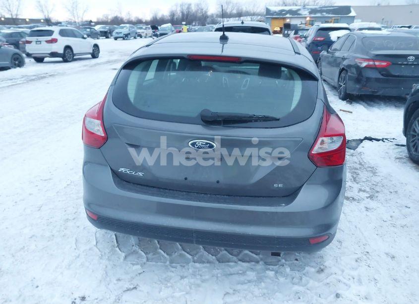 Photo 16 of 2012 Ford Focus SE (VIN 1FAHP3K29CL239053)