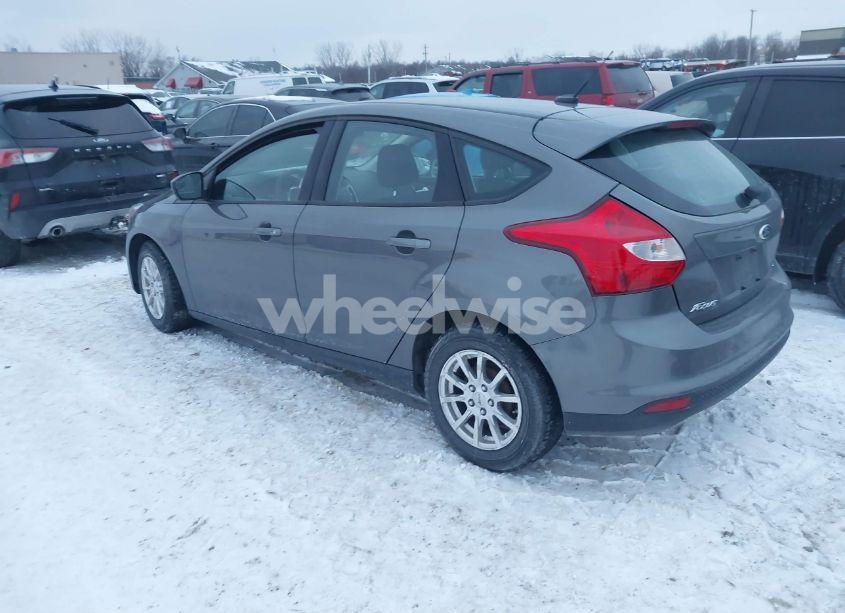 Photo 3 of 2012 Ford Focus SE (VIN 1FAHP3K29CL239053)
