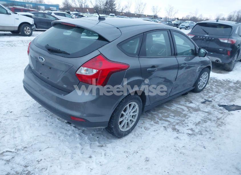 Photo 4 of 2012 Ford Focus SE (VIN 1FAHP3K29CL239053)